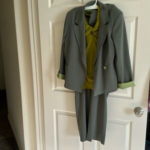 Suit great condition